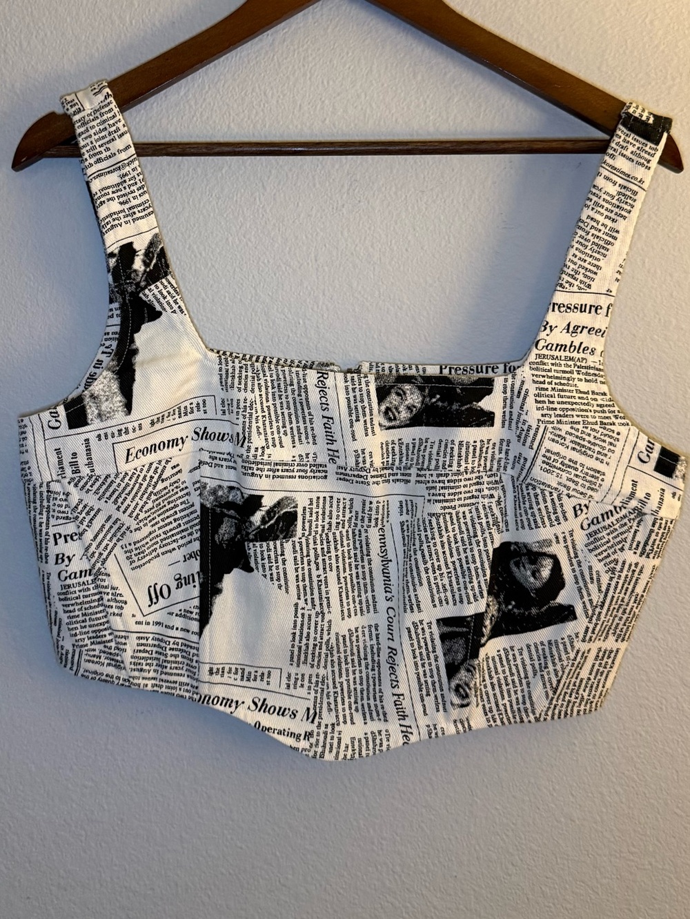 Etcetera Newspaper Print Corset Crop Top Size L Black White Y2K NWT